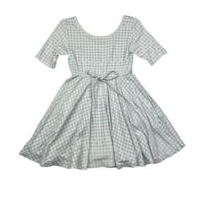 Omi Jo Well Dressed Wolf Gull Grey Gingham Empire Dress